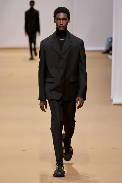 Look 23